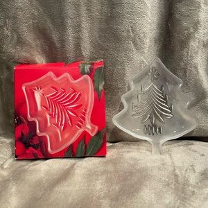 Mikasa Red Yuletide Tree Dish